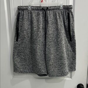 Game Time Men's Gray Athletic Shorts